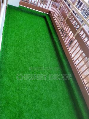 Green Artificial Carpet - thumbnail 2