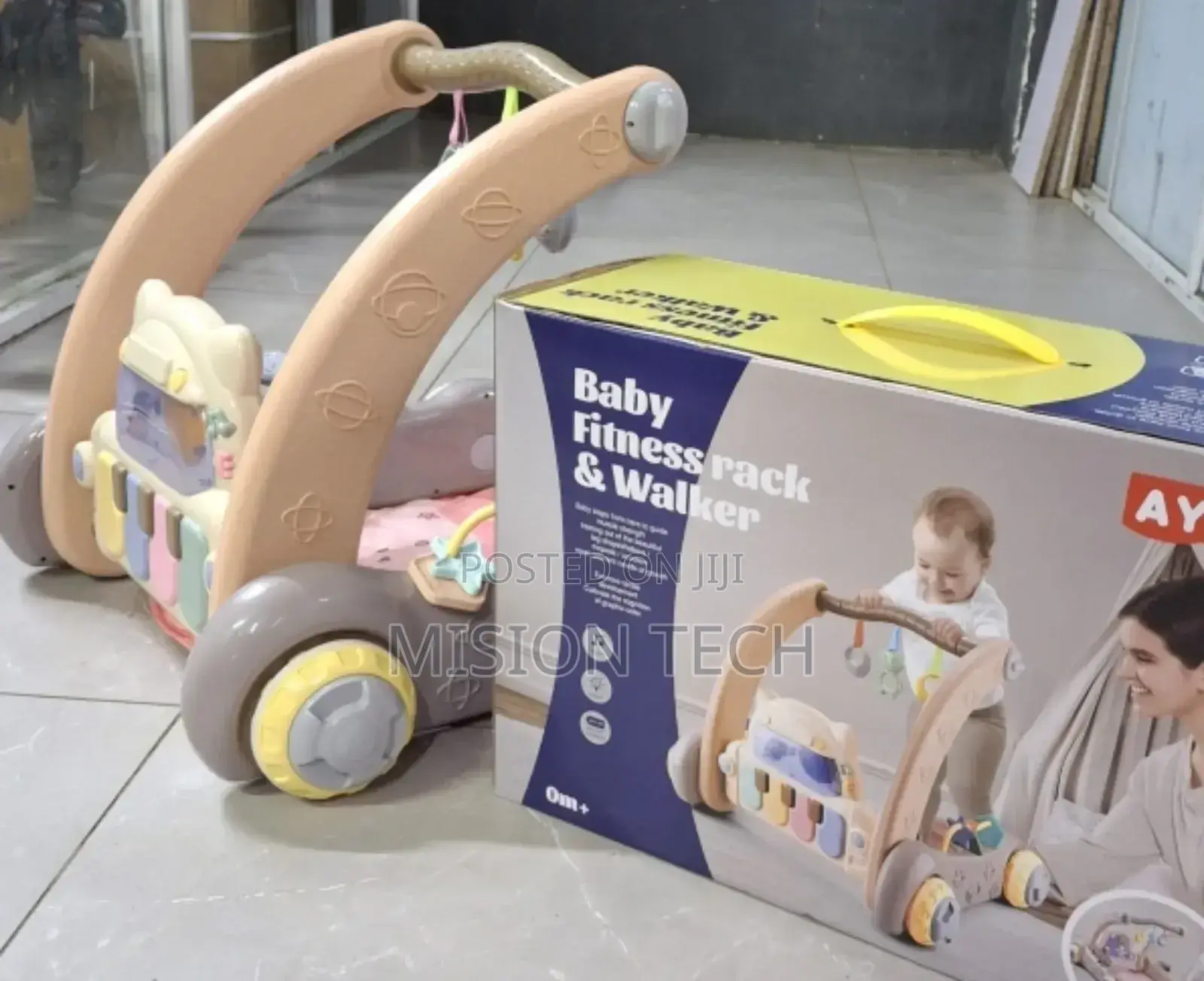 *Push Walker With Piano Playmat^ 