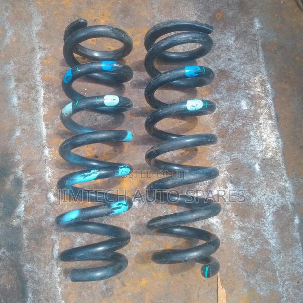 Toyota Prado 120, 150 Heavy Duty Spring for Uplifting