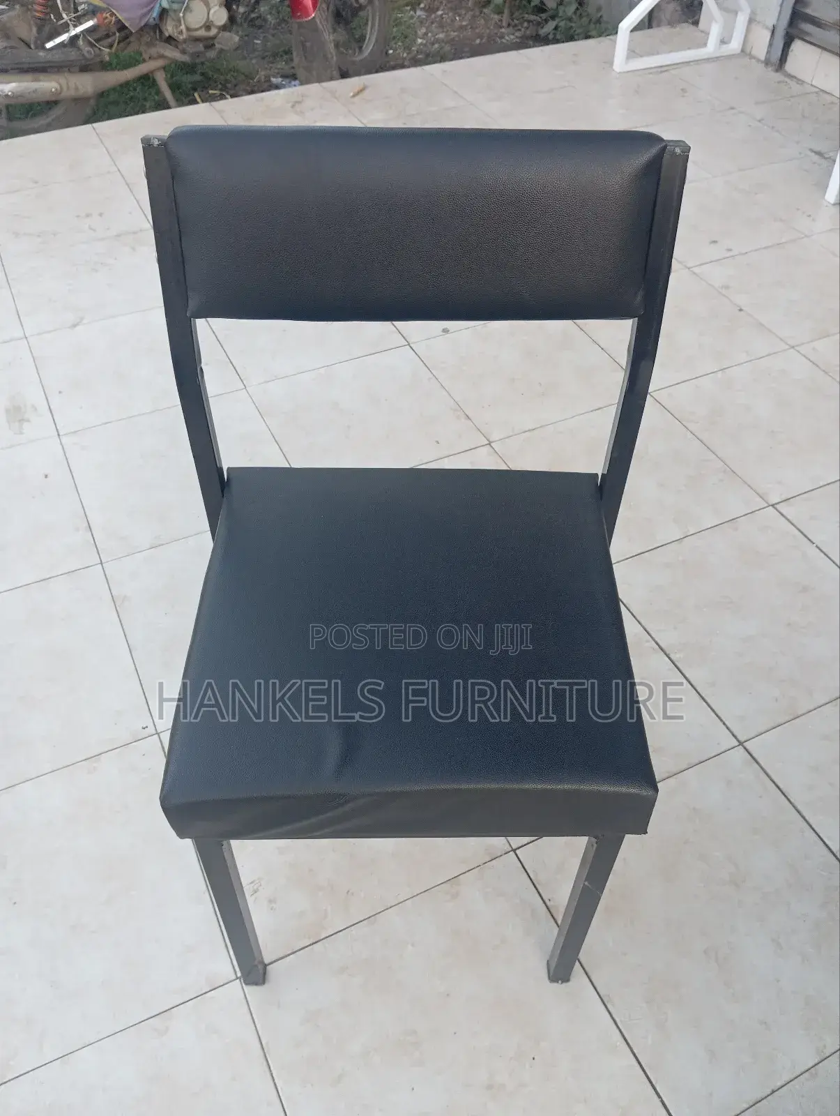 Local Caterina Chair
