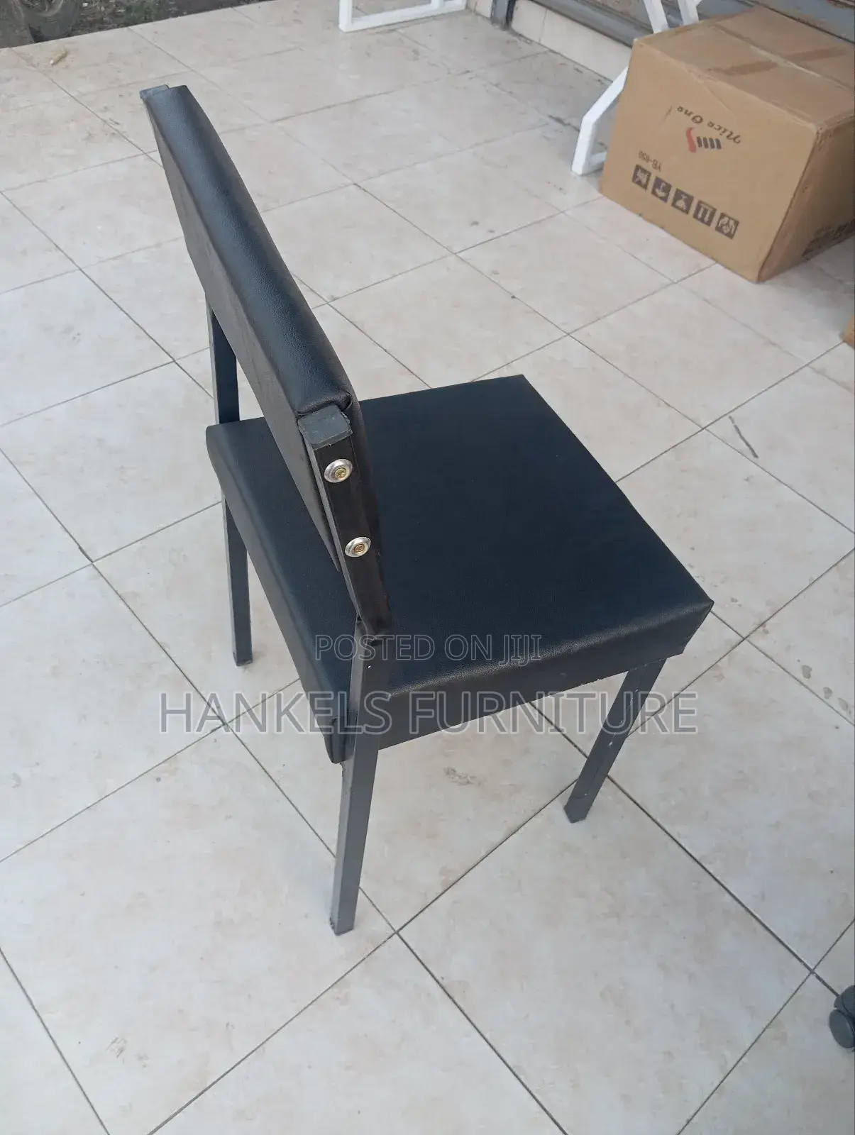 Local Caterina Chair