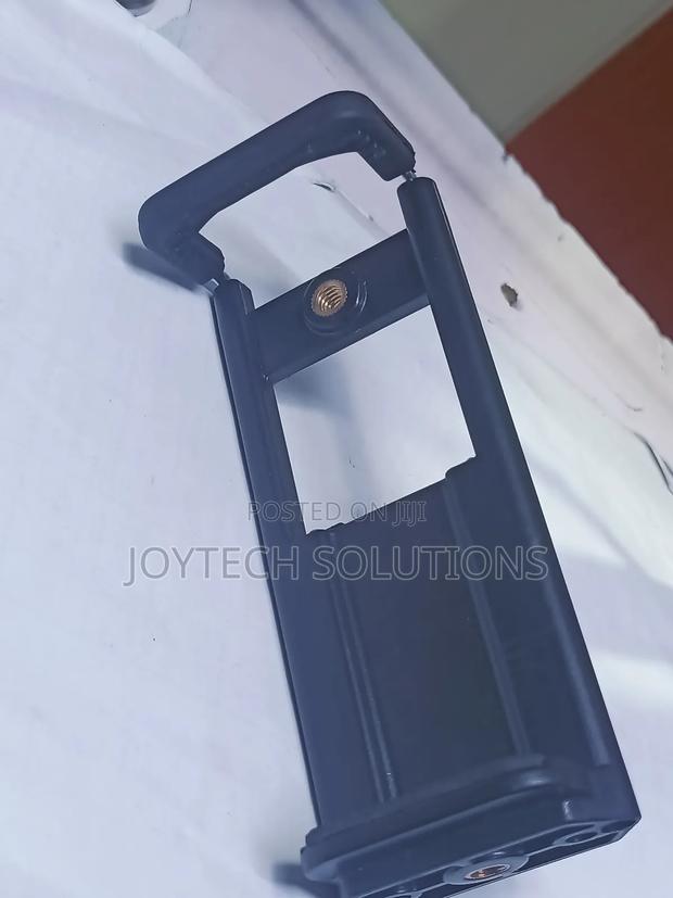 Universal Extendable Phone Holder and Tablets Holders - thumbnail 3
