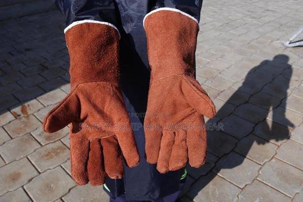 Reinforced Welding Gauntlets