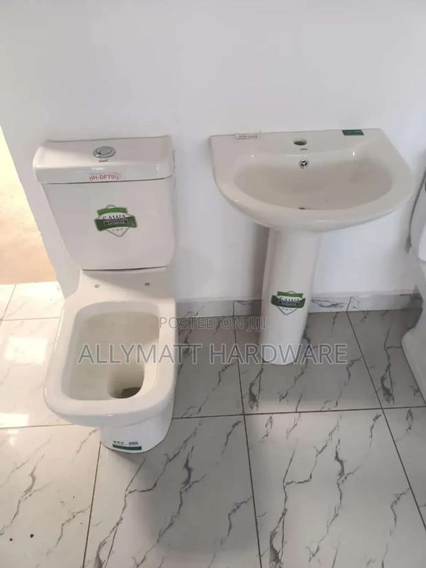 Close Full Set Couple Toilet - main view