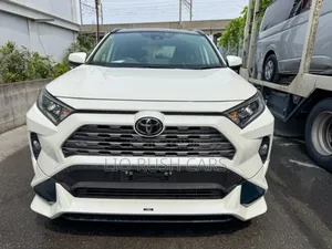 Toyota RAV4 2020 White