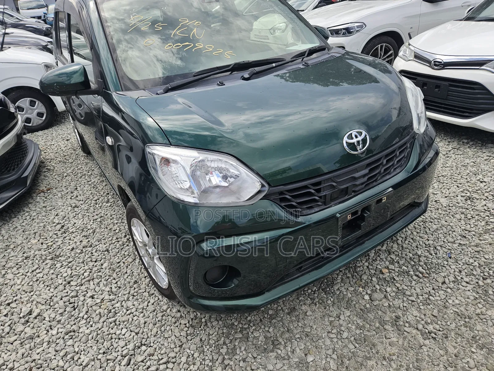 Toyota Passo 2018 Green