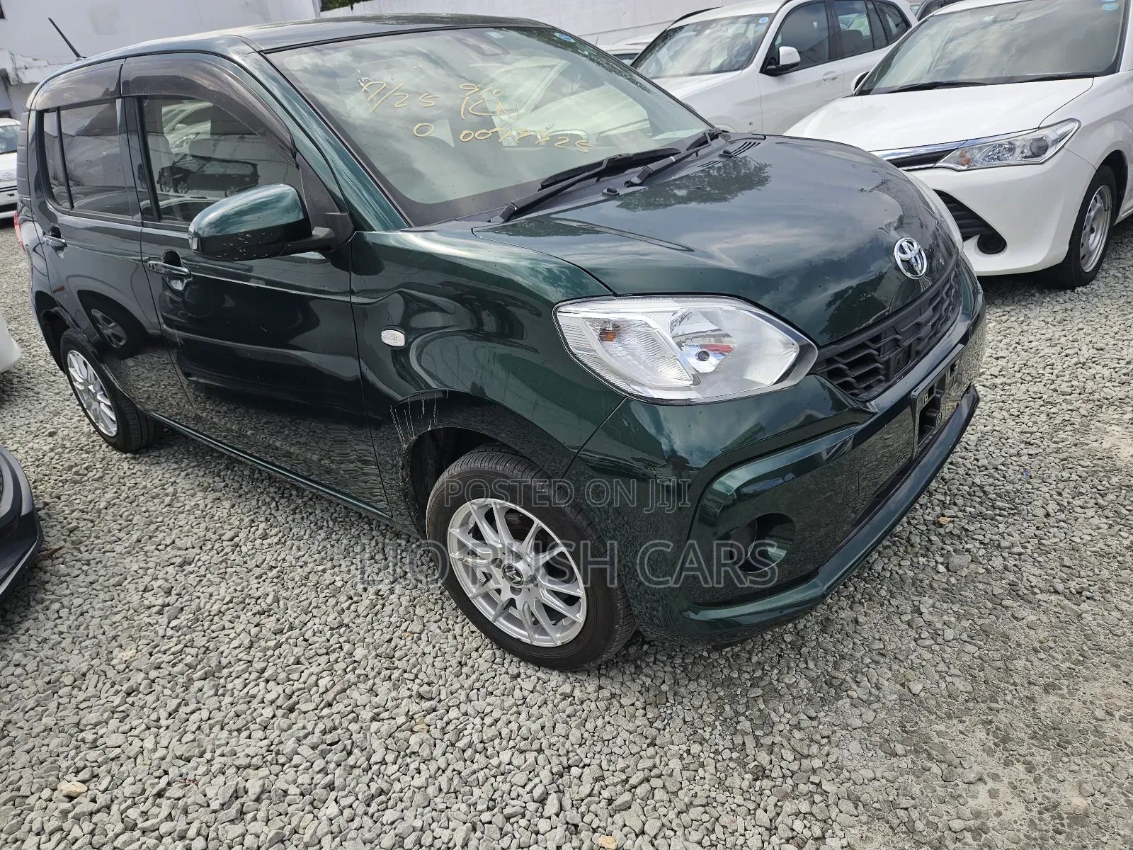 Toyota Passo 2018 Green