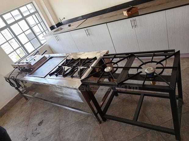 Medium Size Kitchen Range