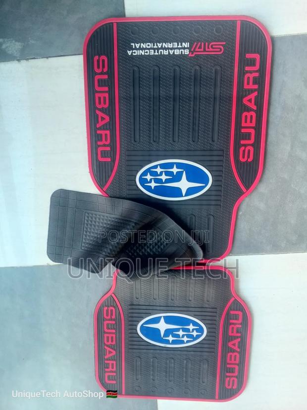Non-Slip Subaru Rubber Floor Covers
-Subaru Tough Grip Mats