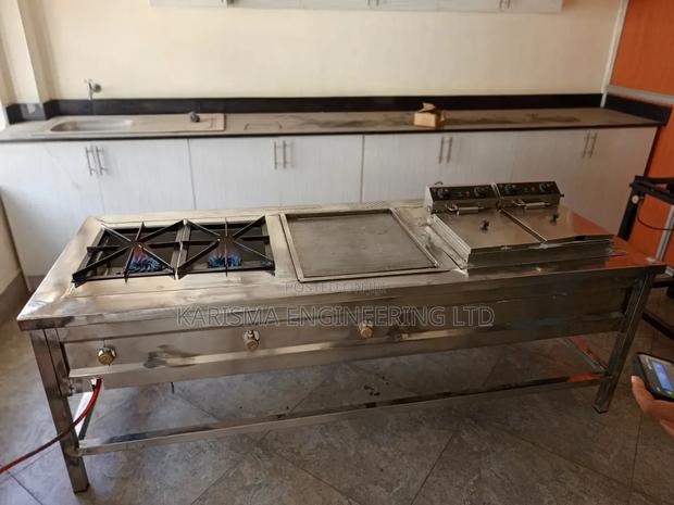 Commercial Heavy Duty Cooking Range - main view