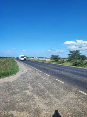 6 Acres on Tarmac Also Touching Kisaju Prayer Centre Road.