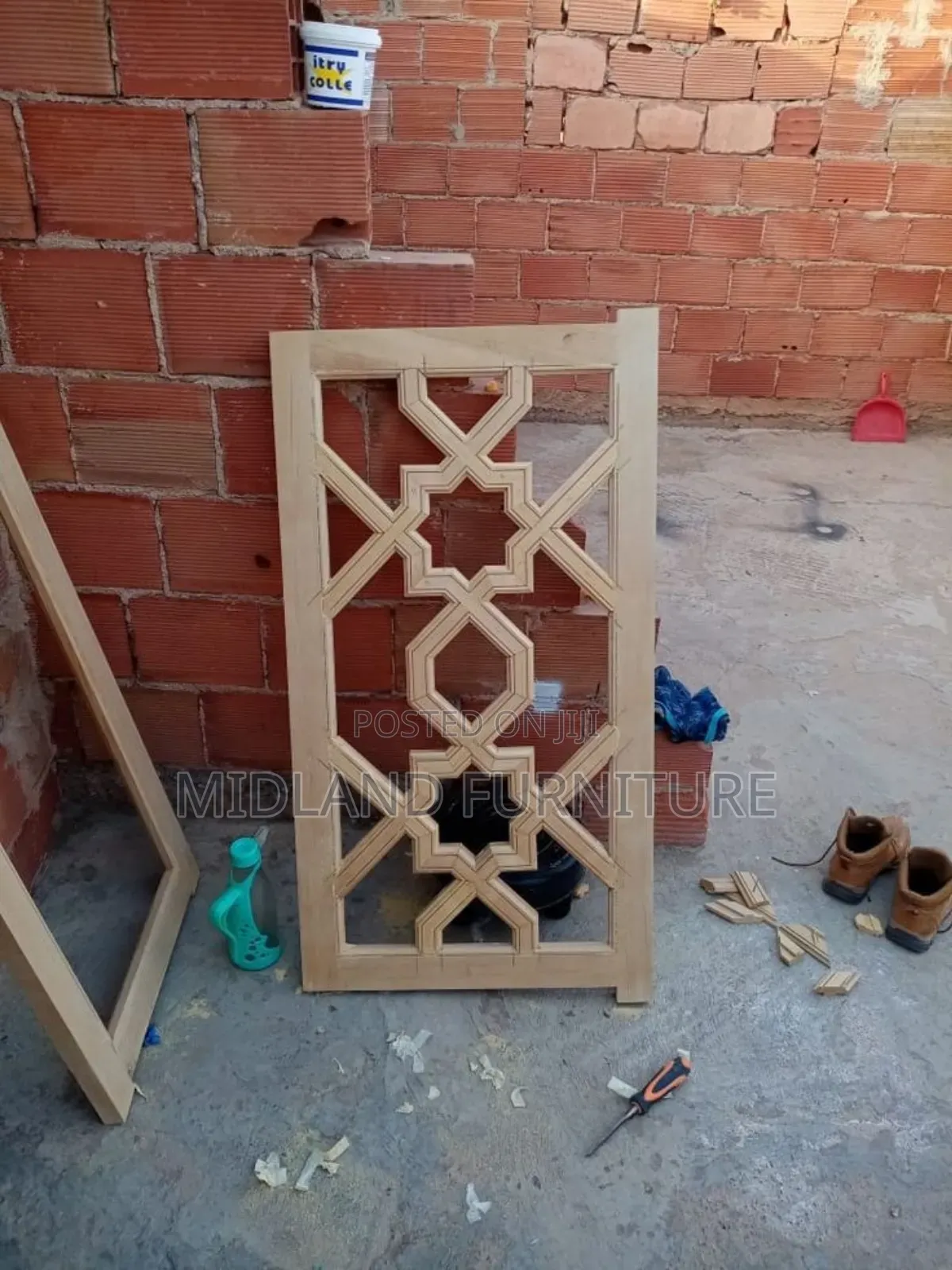CNC Pattern Cutting and Grooving for Wood
