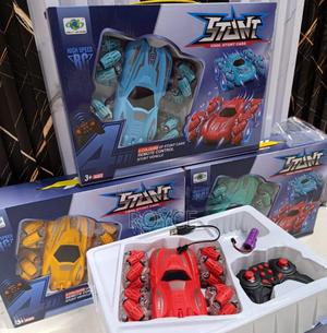 Rechargeable Remote Stunt Car - main view