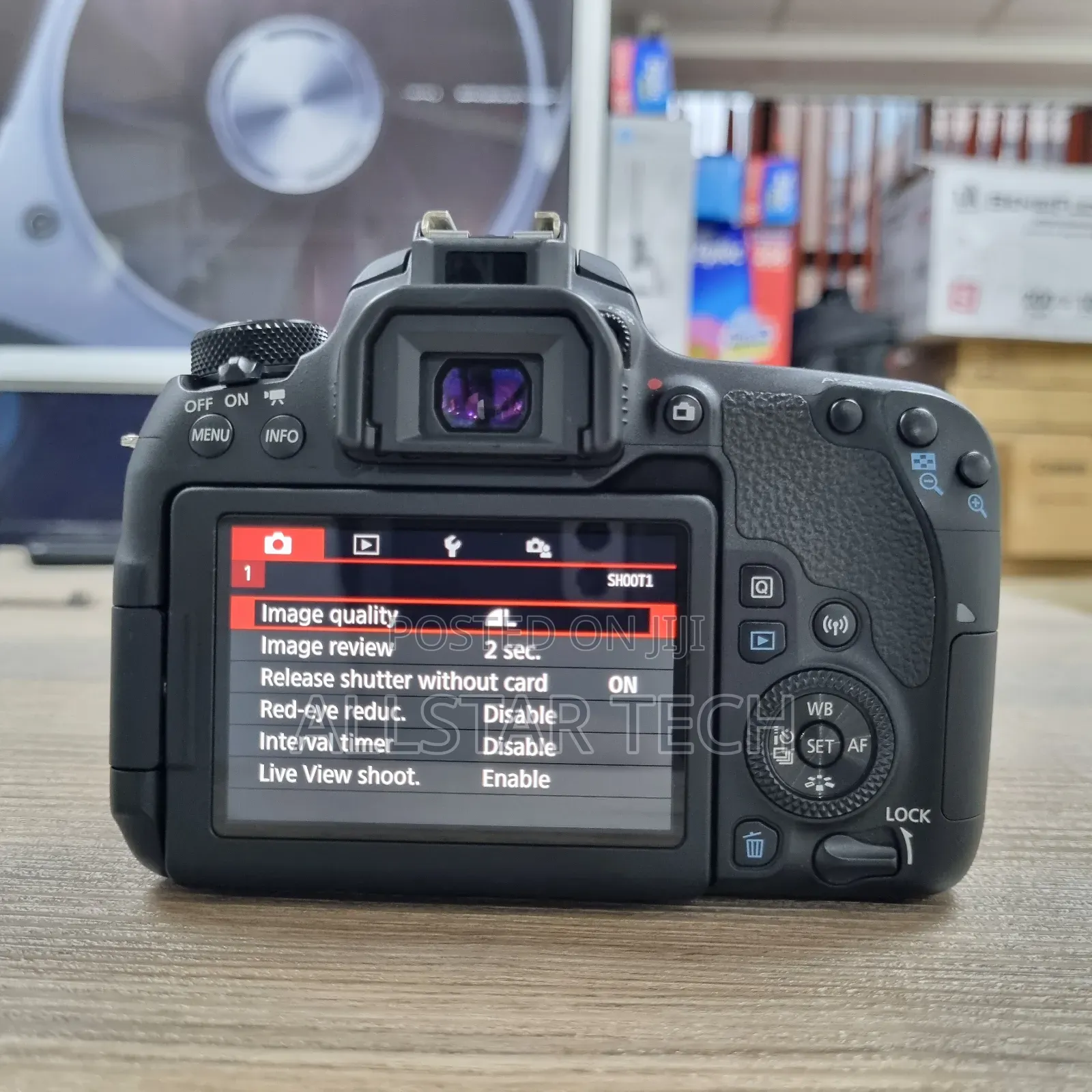 Canon EOS 77D DSLR Camera With 18-55mm Lens