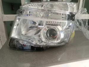 Headlamp Toyota Voxy Xenon Non Projector