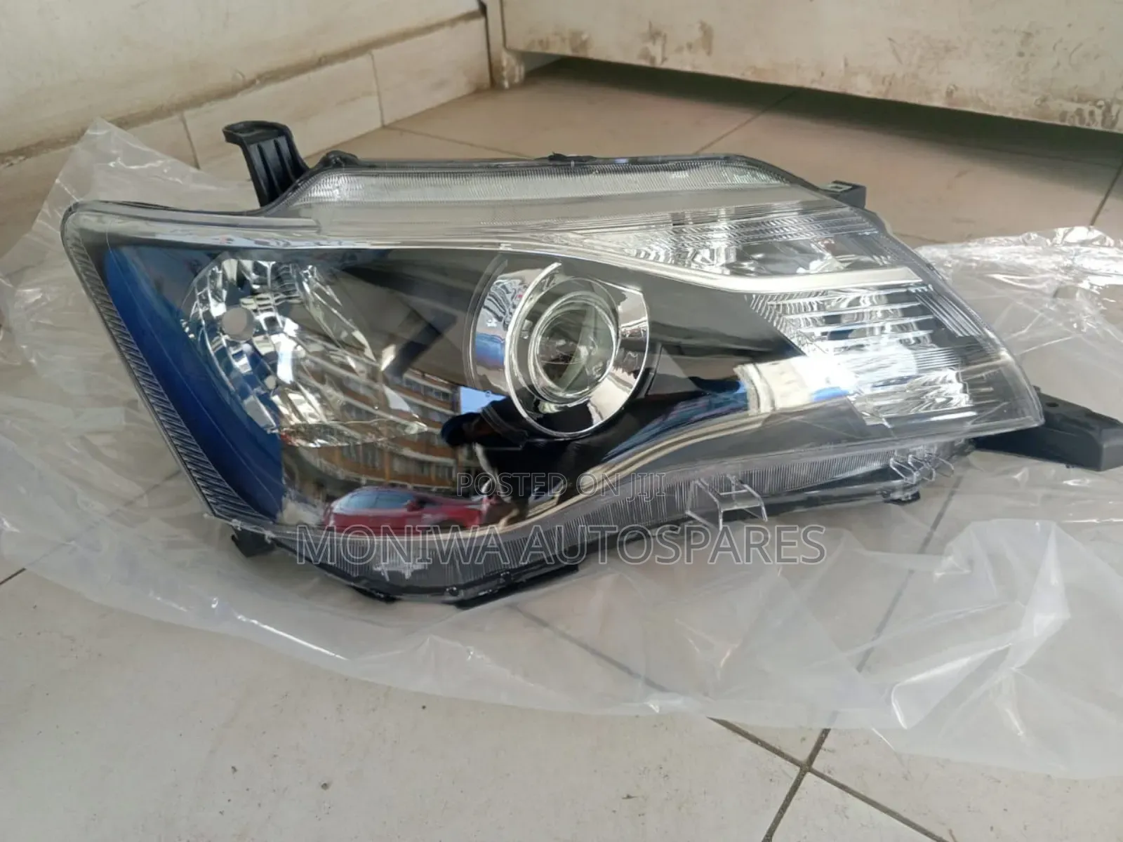 Xenon Headlamp Toyota Fielder 2014