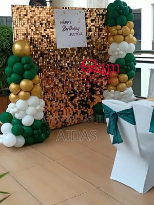 Gold Mini Shimmer Wall for Hire