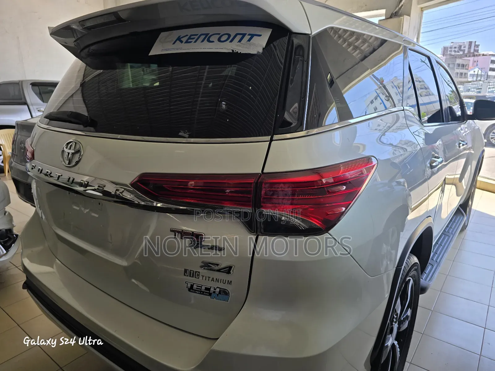 Toyota Fortuner 2018 White