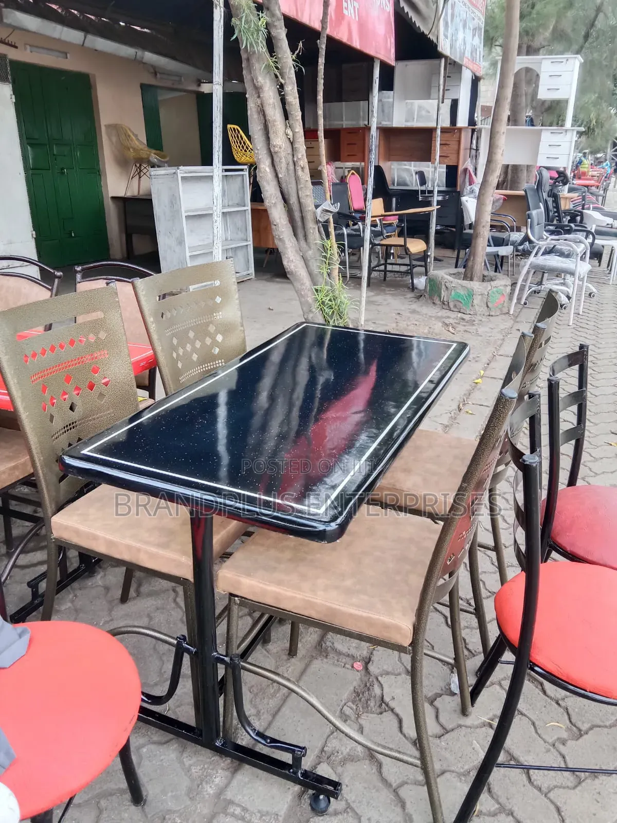 Restaurants Seats and Table Combo