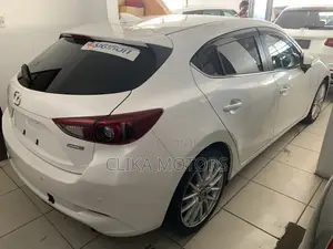 Mazda Axela 2017 White