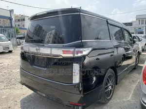 Nissan Elgrand 2017 Black