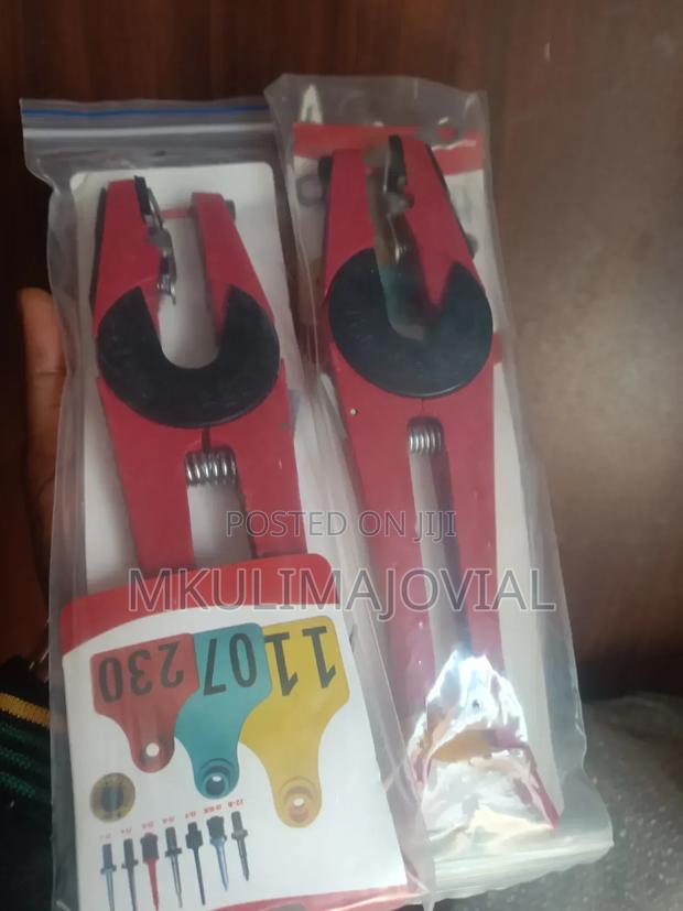 Ear Tags Applicator Brand New One