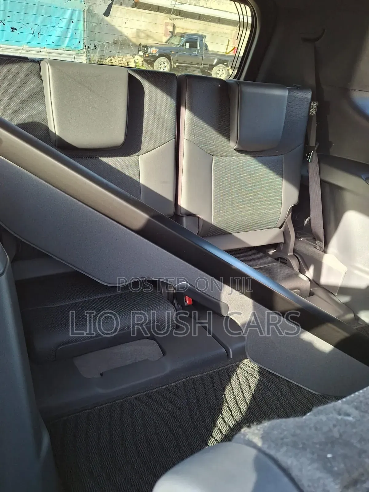 Toyota Land Cruiser Prado 2019 Gray