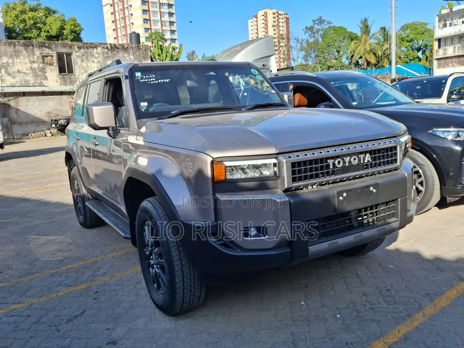 Toyota Land Cruiser Prado 2019 Gray