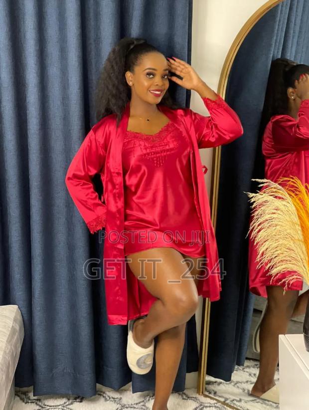 (Short Sleeve) Lingerie - thumbnail 2