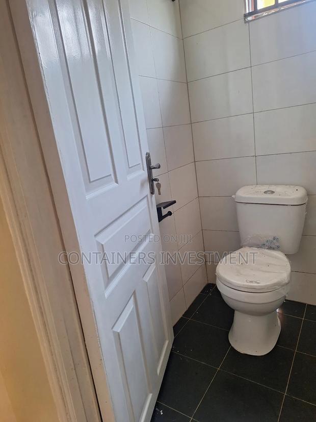 20ft Container Bedsitter- Premium Container Fabrication - thumbnail 7