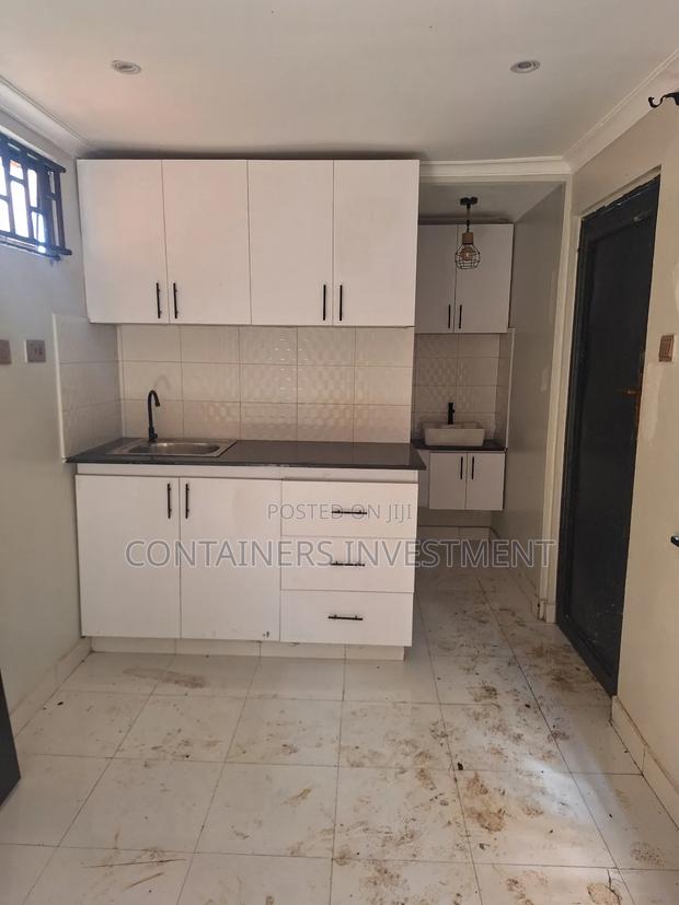 20ft Container Bedsitter- Tiny Living in Shipping Containers - main view