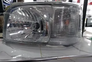 Headlamp Toyota Hiace 7L 2005
