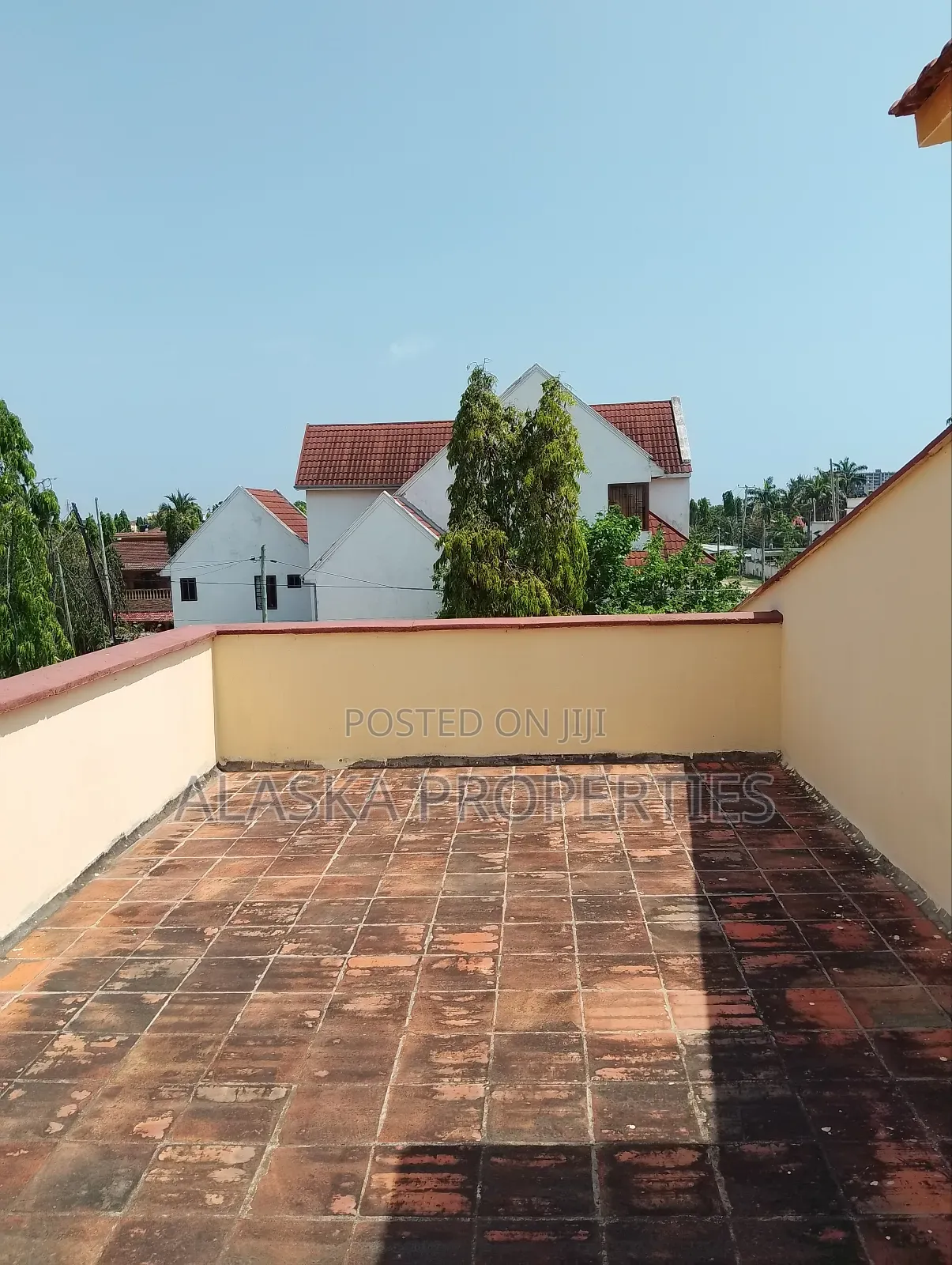 3bdrm Townhouse/Terrace in Beach Road Estate, Nyali for sale