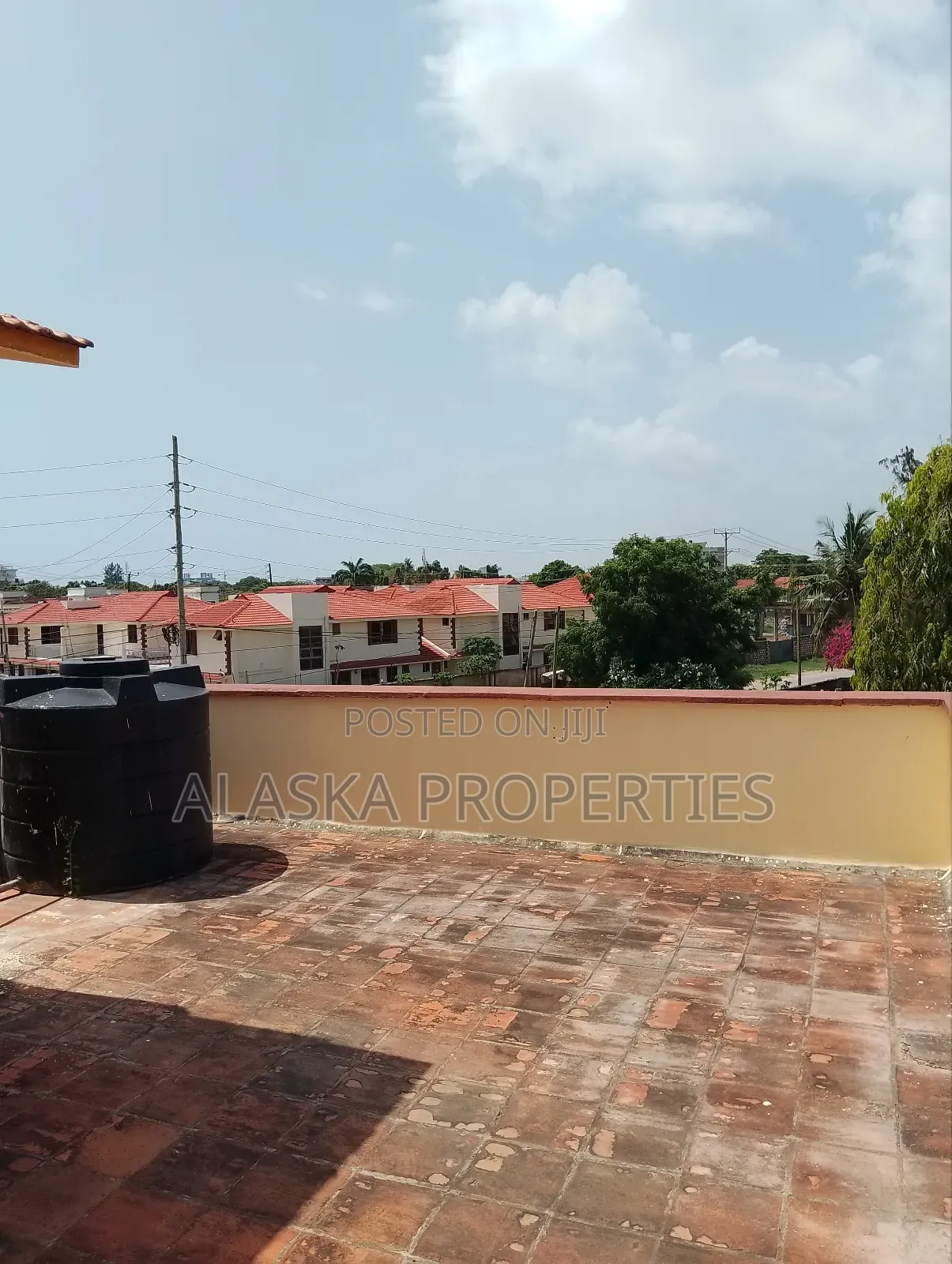 3bdrm Townhouse/Terrace in Beach Road Estate, Nyali for sale