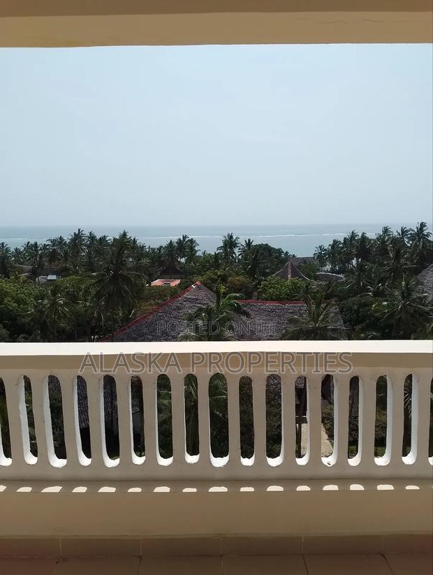 3bdrm Apartment in Nyali Estate for sale