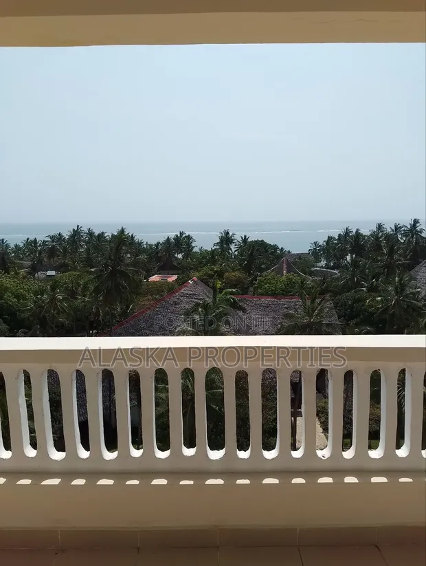 3bdrm Apartment in Nyali Estate for sale