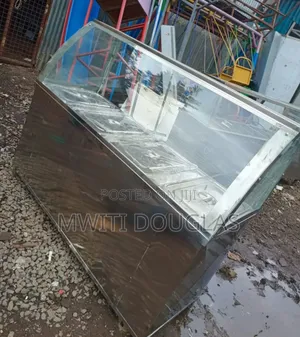 The Original Unique Four Inserts Food Warmer Display