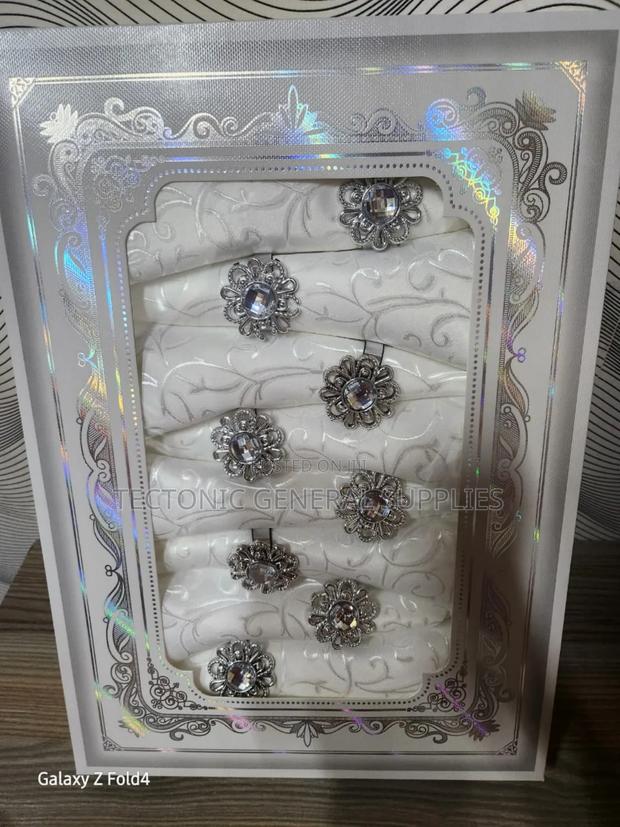 *Table Cloth With 8pc Napkins* 150cm×220cm - main view