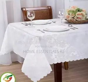 *Table Cloth With 8pc Napkins* 150cm×220cm