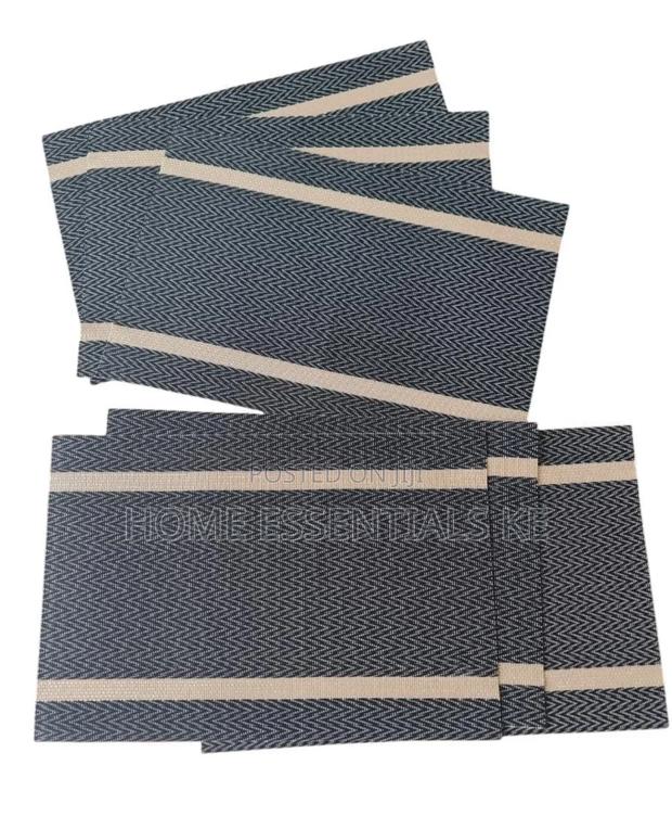Woven PVC TABLE MAT Per Pack of 6pcs