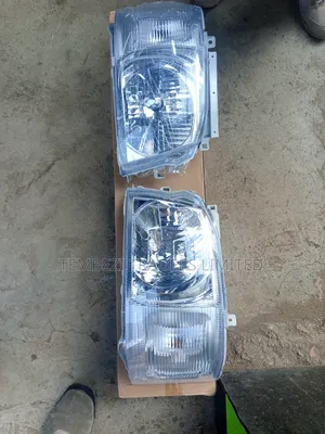Front Headlamps/Lights Hiace 7L 2005 Old Model