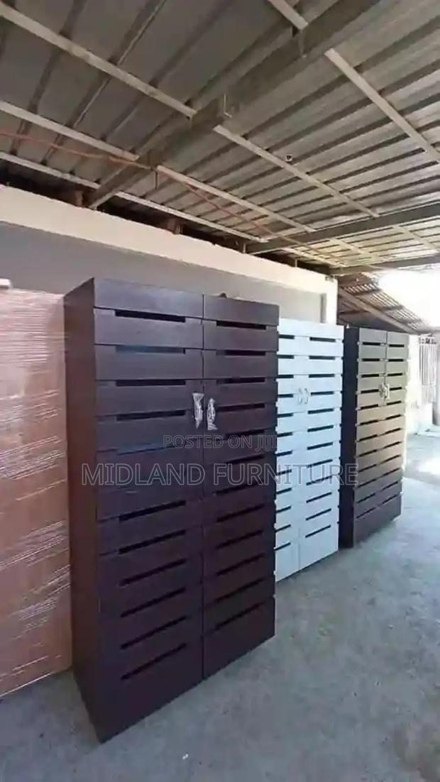 30 + Shoe Racks - main view