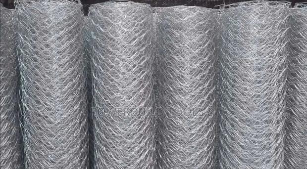 Twisted Galvanised Chainlink - main view