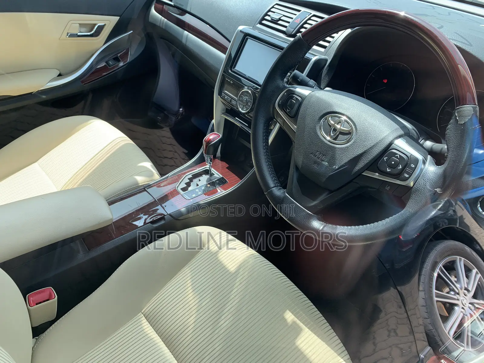 Toyota Premio 1.5 FWD 2017 Silver