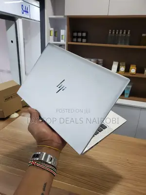 Laptop HP EliteBook 830 G7 16GB Intel Core I7 SSD 512GB
