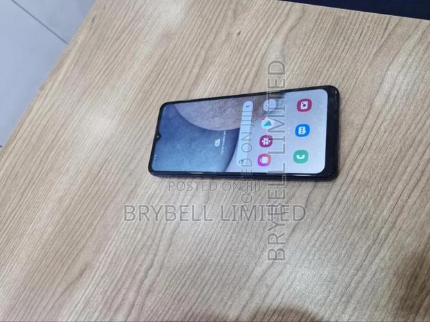 Samsung Galaxy A12 64 GB Blue - thumbnail 6