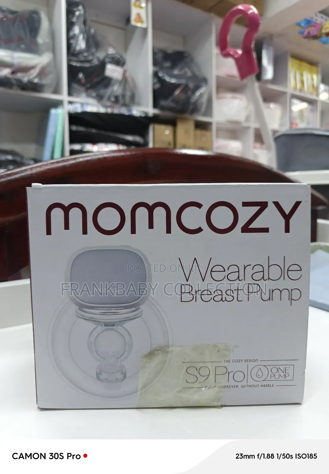 Single Wearable Breast Pump (Momcozy)