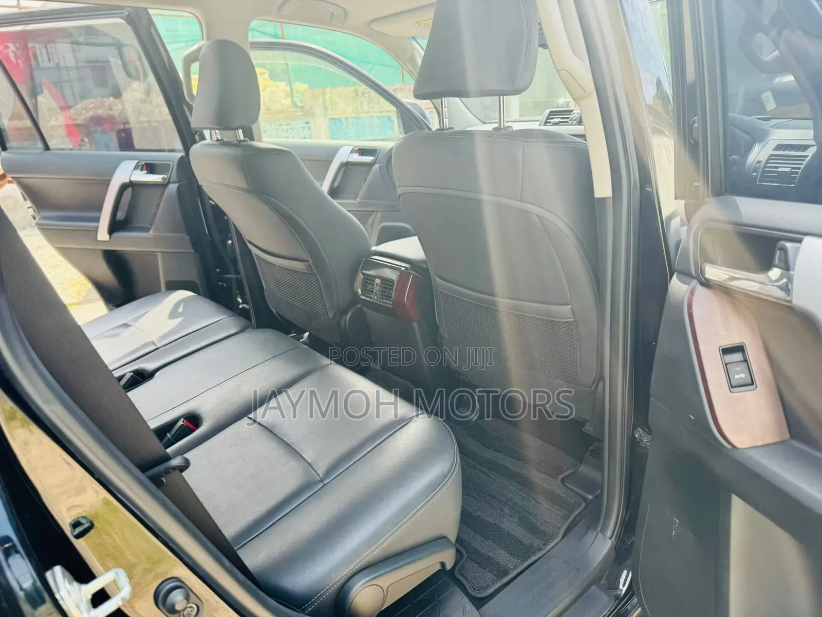 Toyota Land Cruiser Prado 2017 Black
