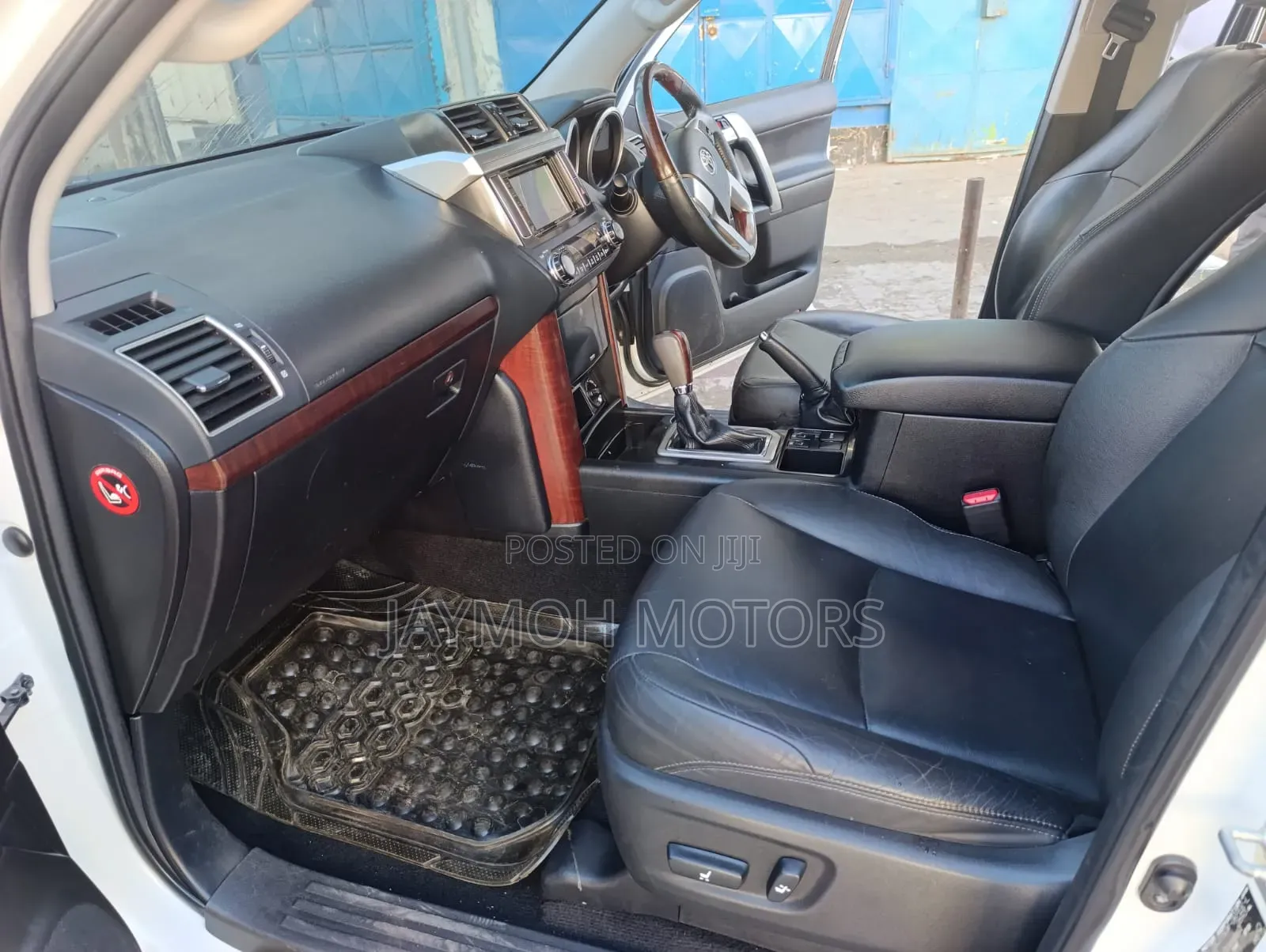 Toyota Land Cruiser Prado 2016 White