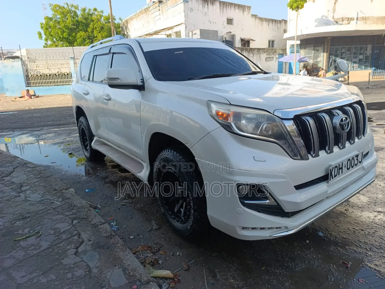 Toyota Land Cruiser Prado 2016 White